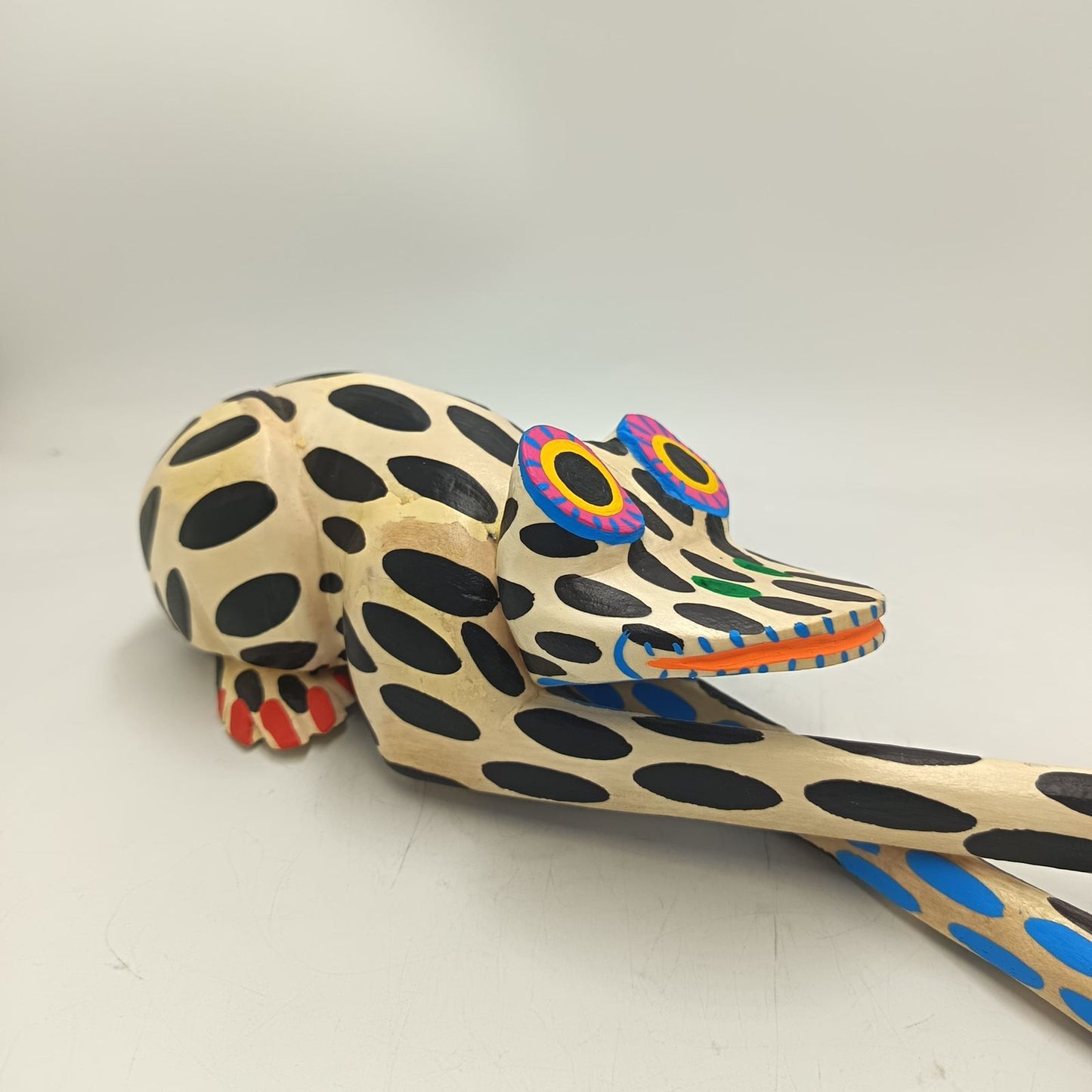 Oaxacan Wood Carving Hand Made, Frog By Armando Jimenez PP9152