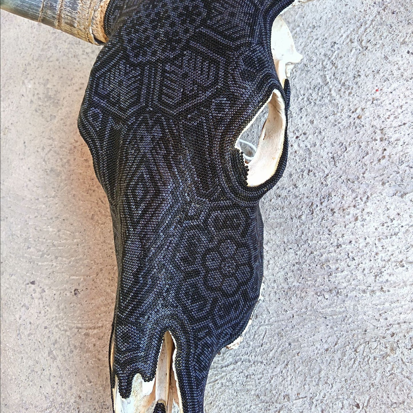 Huichol Bead Art Mexican Folk Art, Bull Skull By Mayola Villa Lopez PP9188