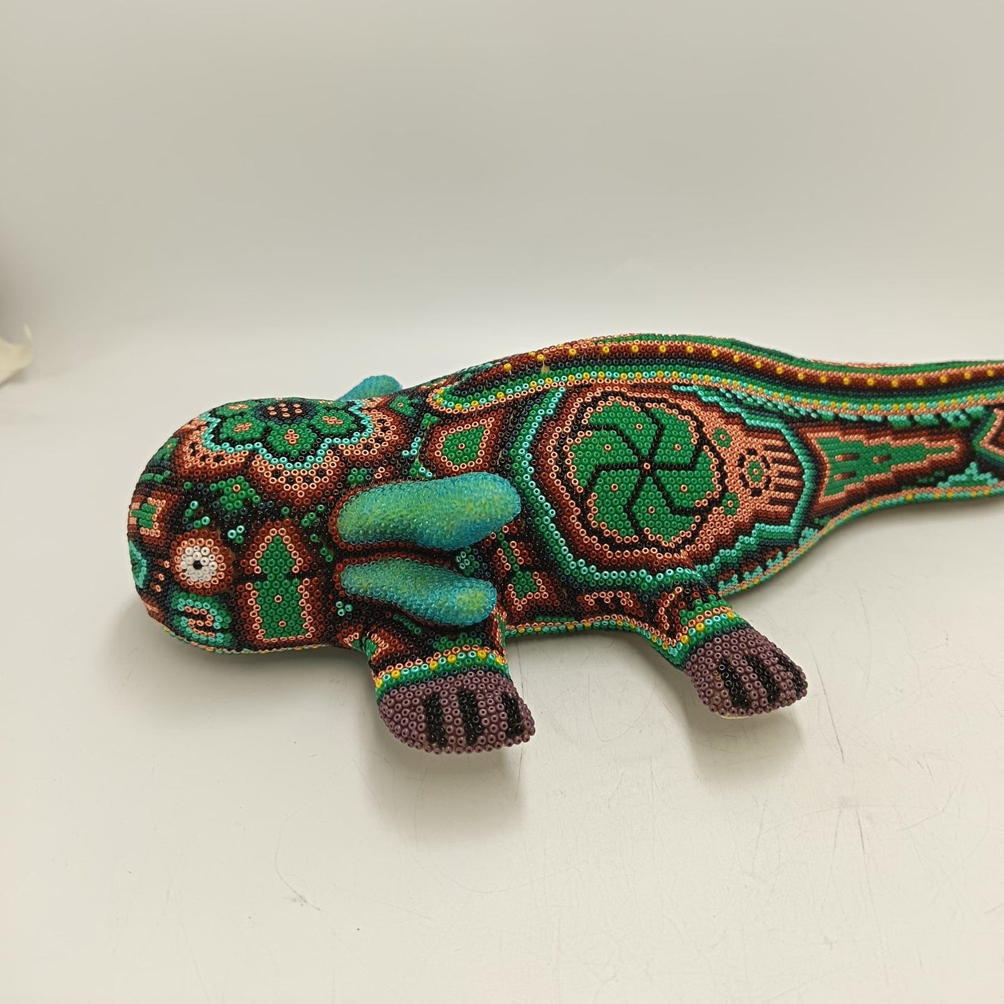 Mexican Huichol Hand Beaded Axolot By Isandro Villa Lopez PP9227
