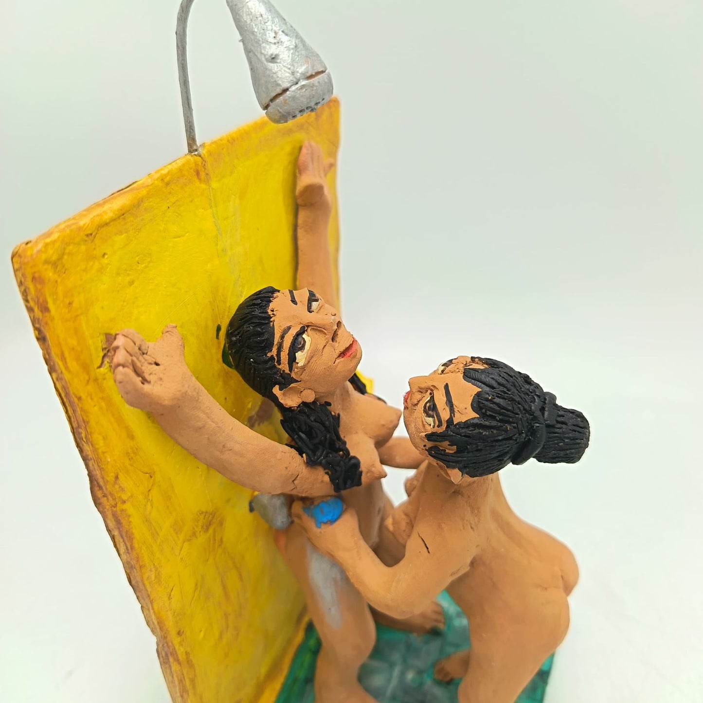 Extraordinary Hand made Shower Scenes By Demetrio Aguilar PP9322