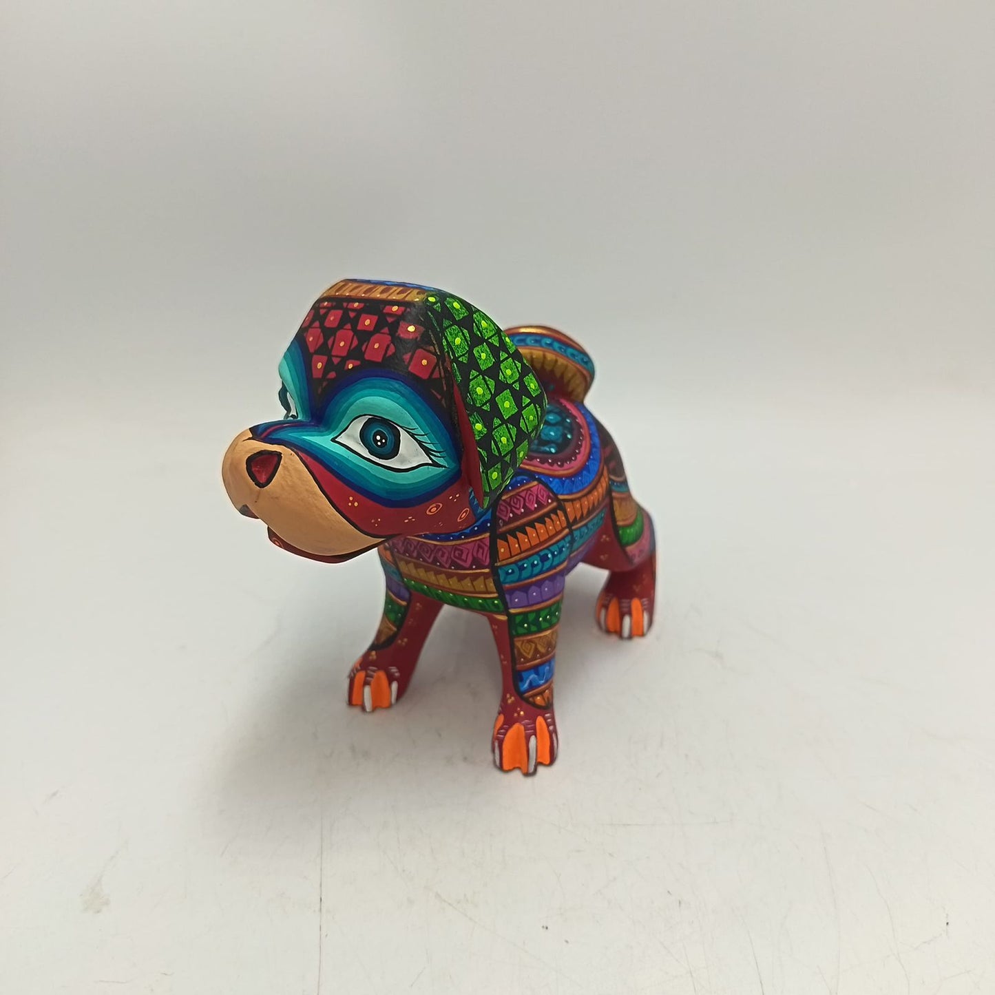 Mexican Oaxacan Wood Carving Dog By Ivan Fuentes PP9354