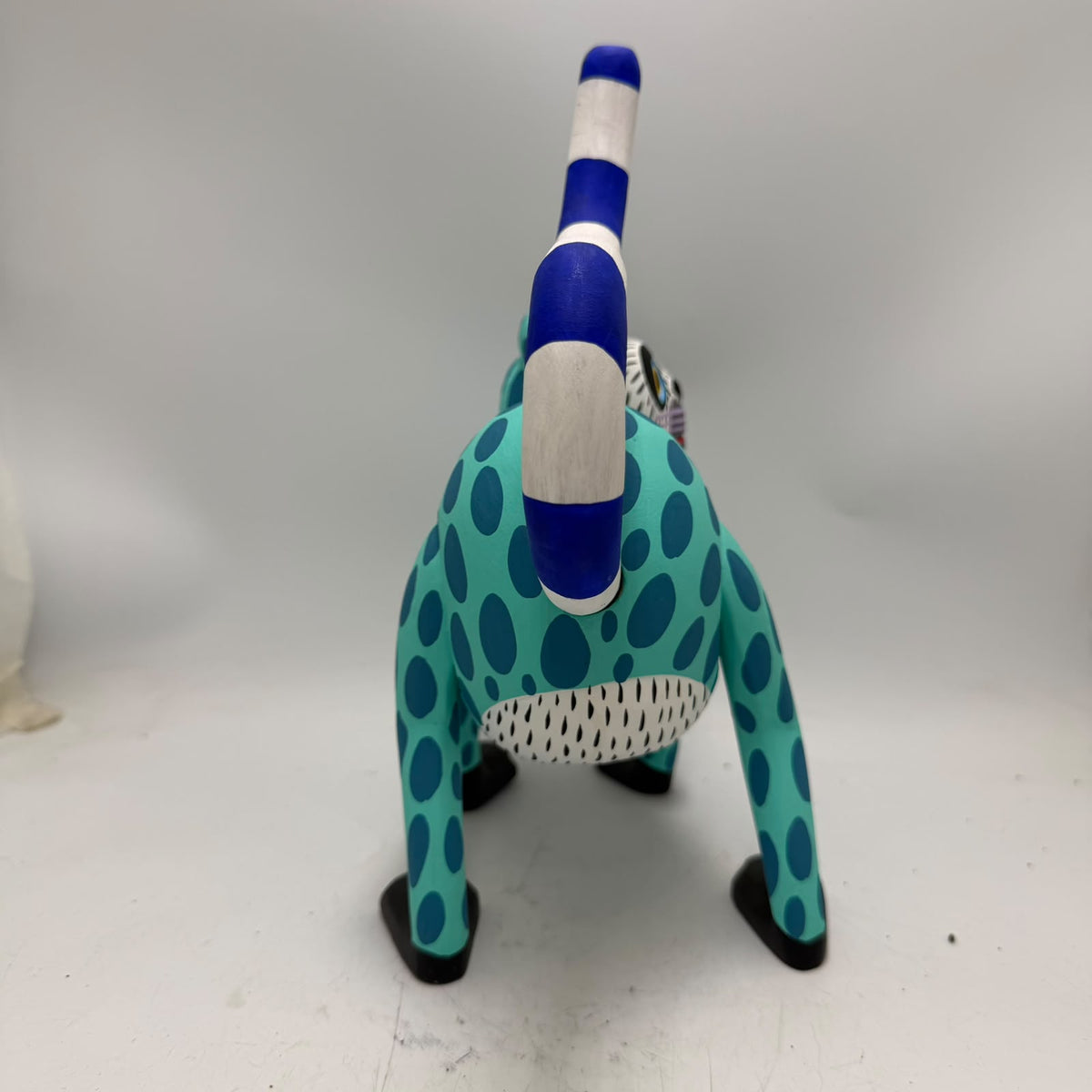 Oaxacan Wood Carving Hand Made, Lemur By Armando Jimenez PP9622