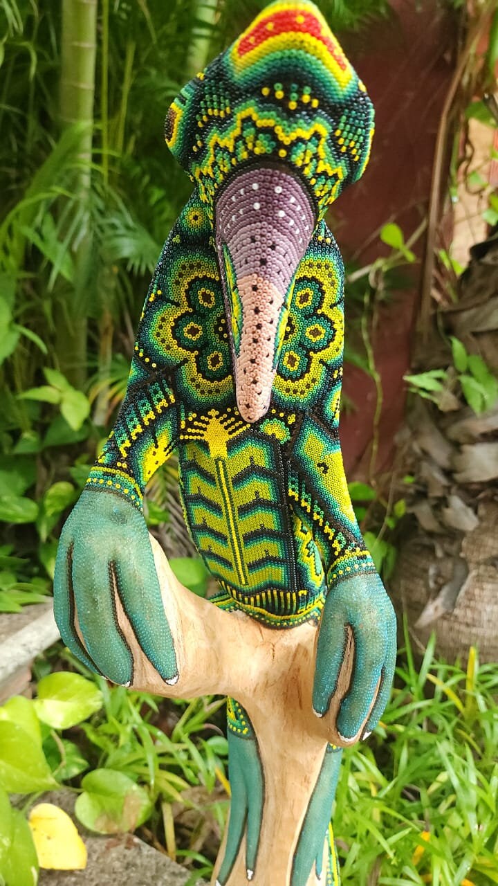 Mexican Folk Art Huichol Beaded Iguana by Isandro Villa Lopez PP6015