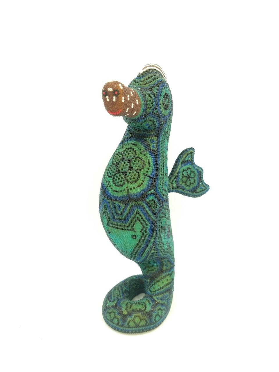 Huichol Beaded Mexican Folk Art Seahorse by Mayola Villa Lopez PP3258
