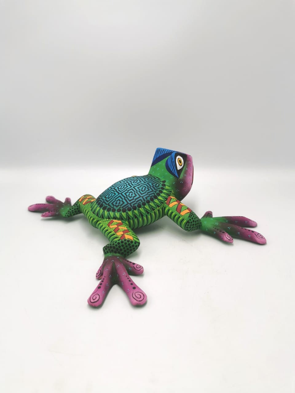 Oaxacan Wood Carving Hand Made Frog By Estudio 2403 PP4107