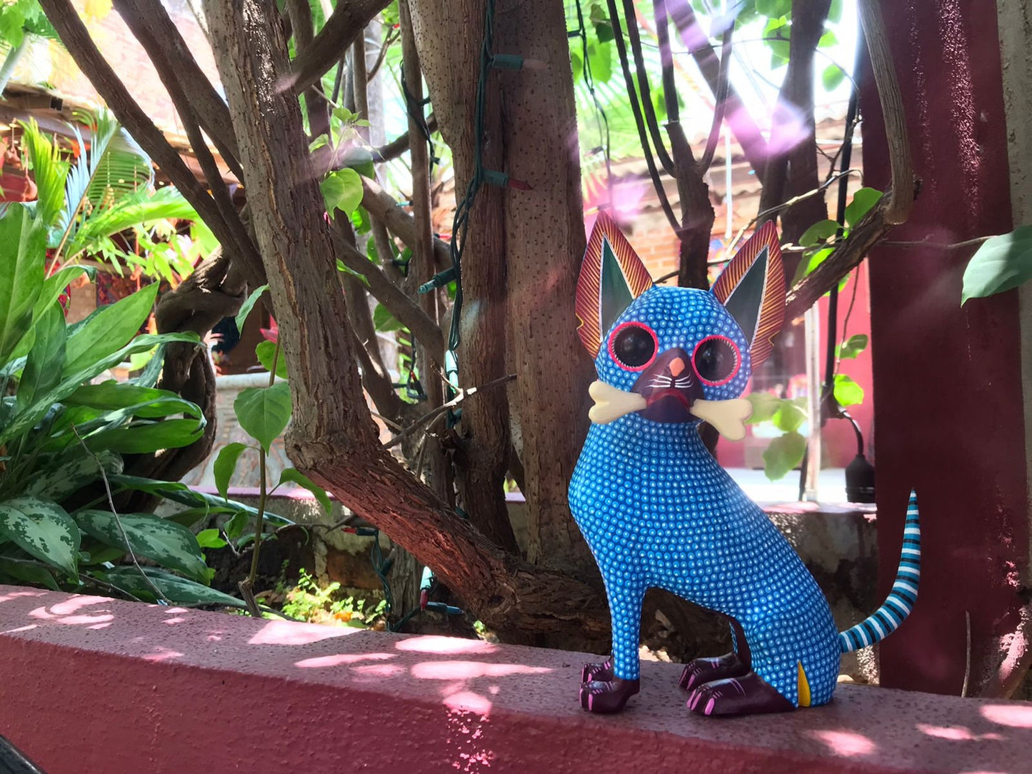 Great Mexican Oaxacan Wood Carving Alebrije Chihuahua By Isaac Fabian PP4540