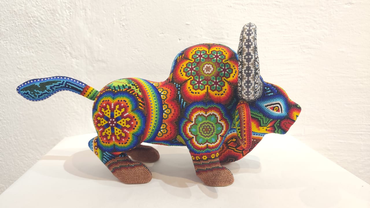 Huichol Mexican Folk Art Hand Beaded Bull By Florencio Lopez PP6174