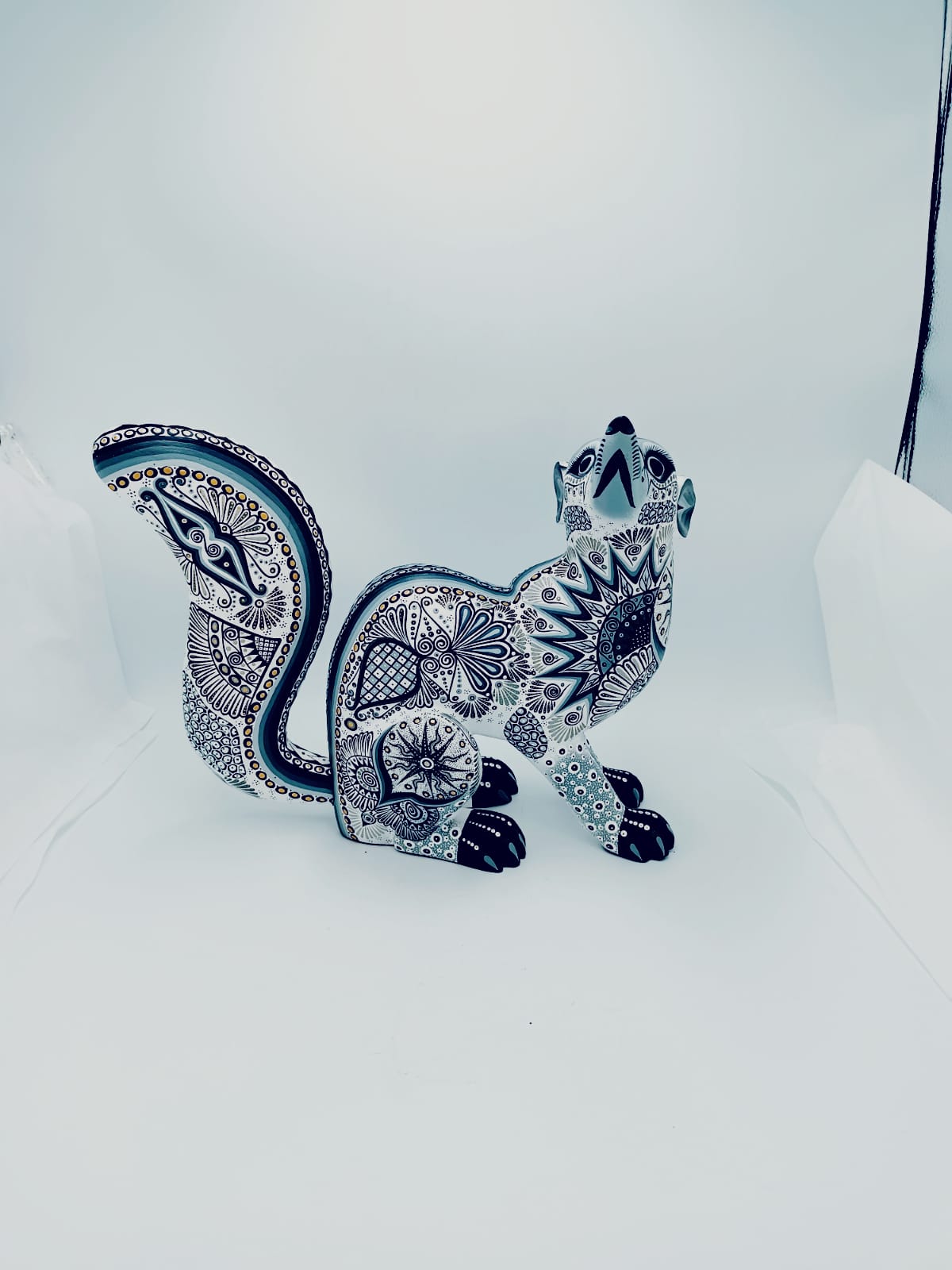 Oaxacan Wood Carving Alebrije Nahual Hand Made Coyote  By Luis Sosa PP6281
