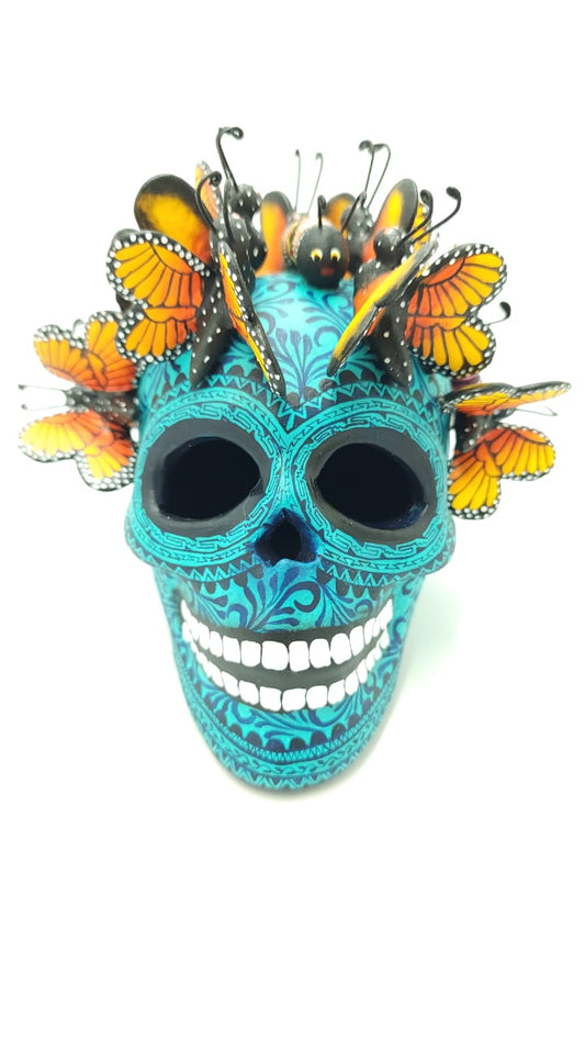 Skull Day Of the Dead Ceramics By Alfonso Castillo Hernandez measures 5"x5"x4.5" PP6665