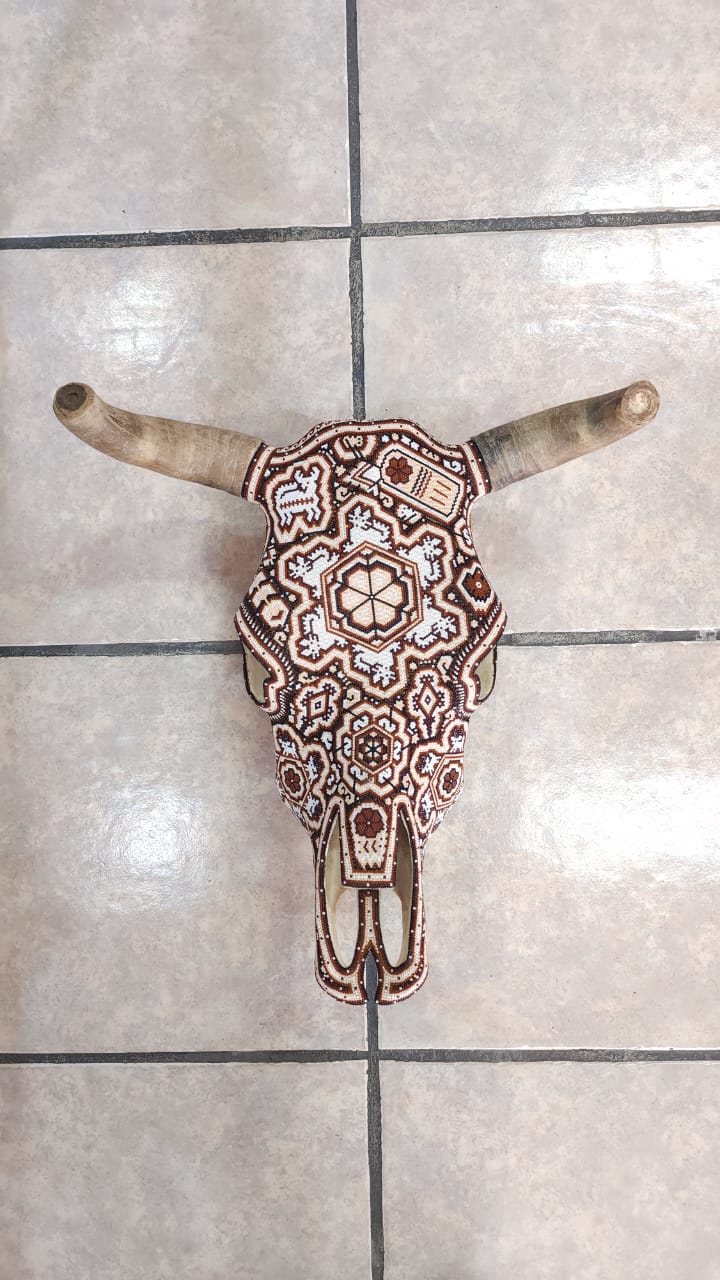Hand Beaded Huichol Mexican Folk Art Bull Skull By Isandro Villa Lopez PP6697