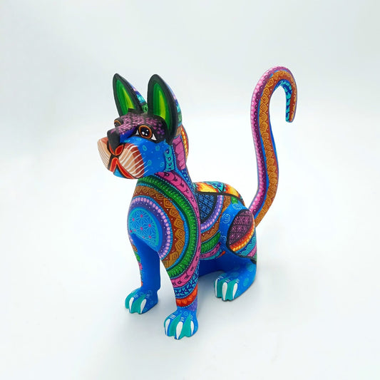 Mexican Oaxacan Wood Carving Cat By Ivan Fuentes  PP6904