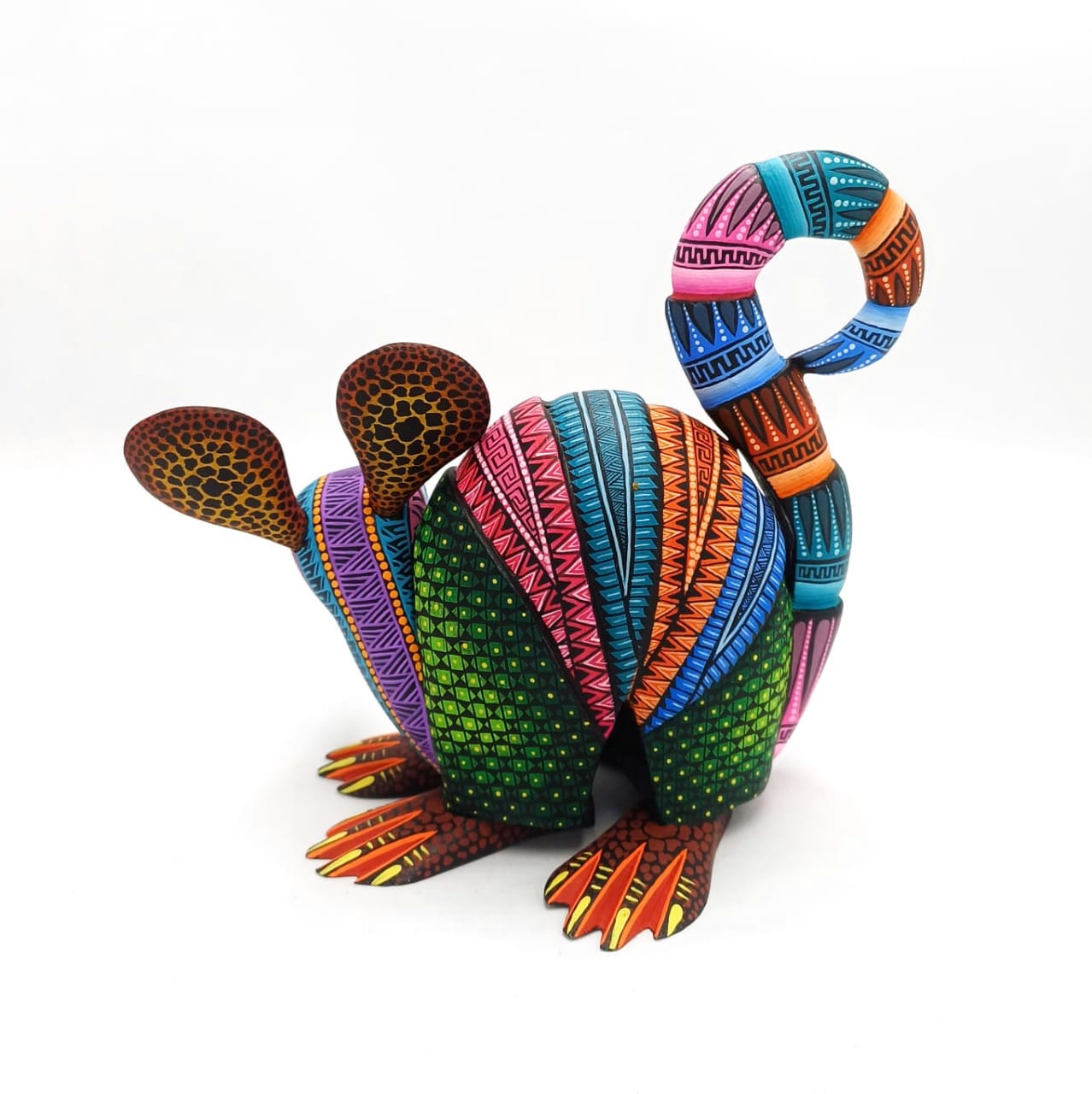 Mexican Oaxacan Wood Carving Armadillo By Julia Fuentes PP7082