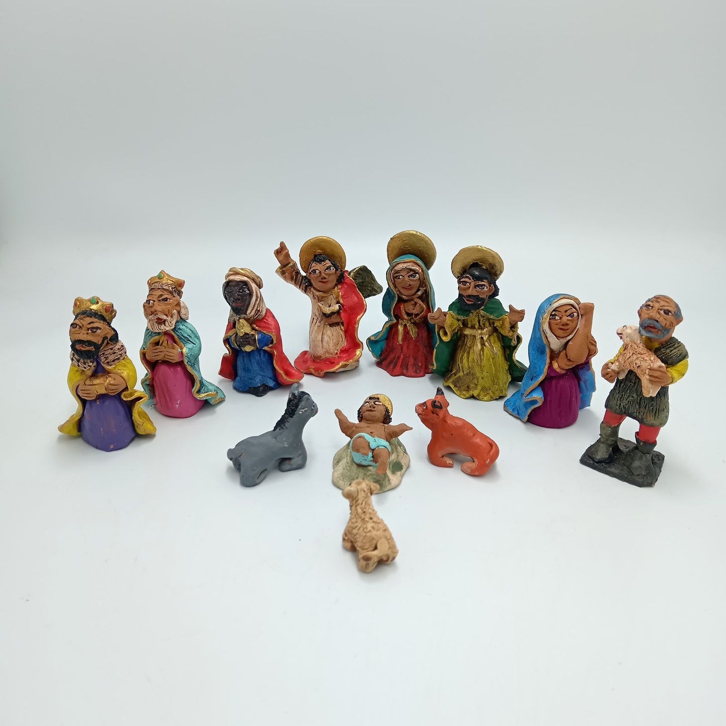 Extraordinary Hand made Painted Nativity Set By Demetrio Aguilar PP7501