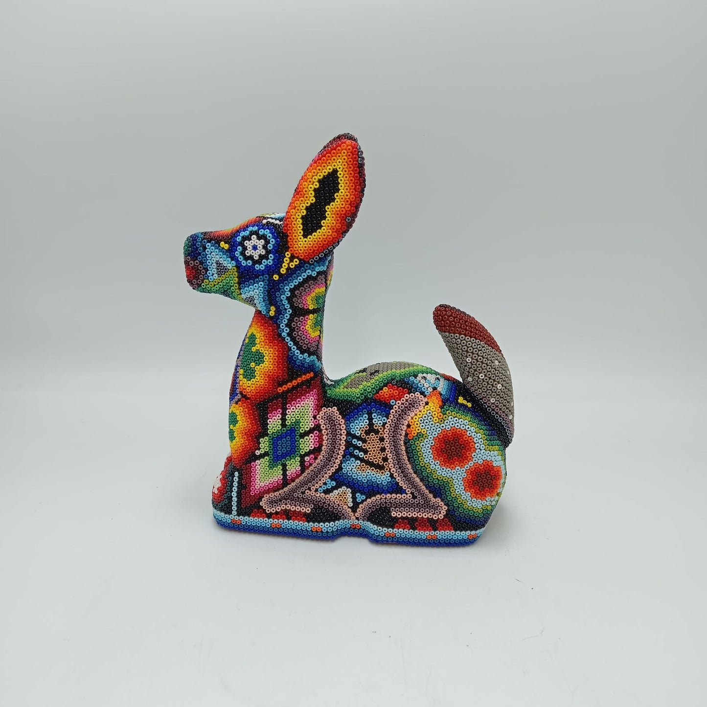 Huichol Indian Mexican Hand Bead Deer By Luis Ruiz PP7539