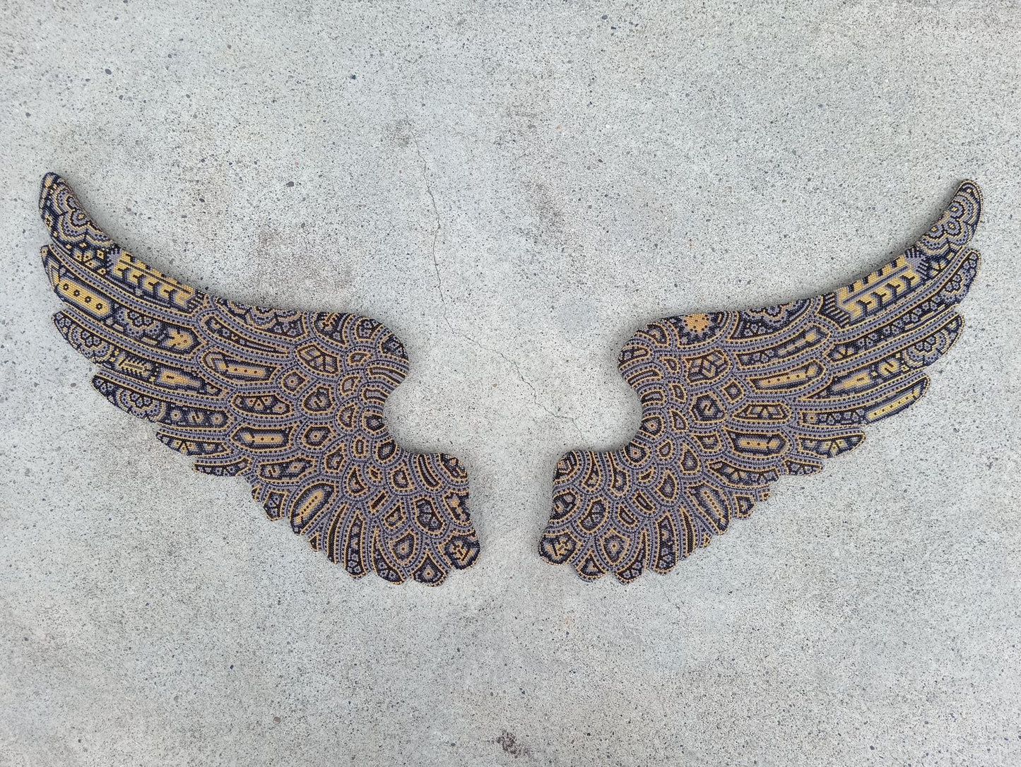 Mexican Huichol Hand Beaded Art, Pair of Wings By Isandro Villa Lopez PP8180