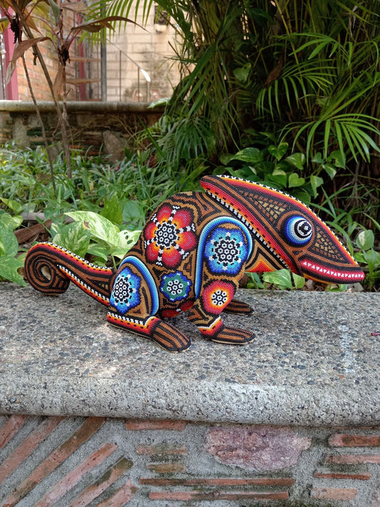 Huichol Hand Beaded Mexican Folk Art, Chamaleon By Santos Bautista PP8285