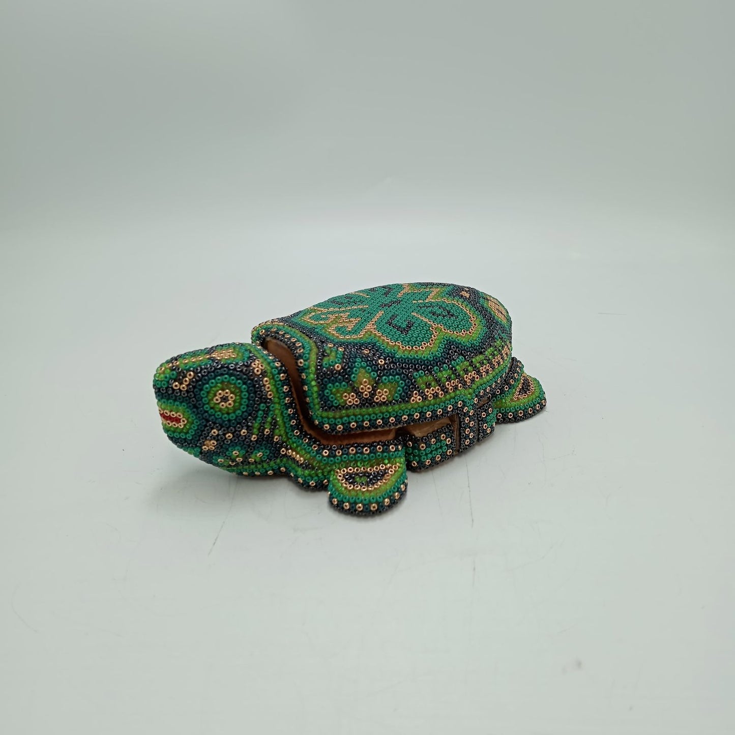 Mexican Huichol Hand Beaded Turtle Jeweler By Isandro Villa Lopez PP8453