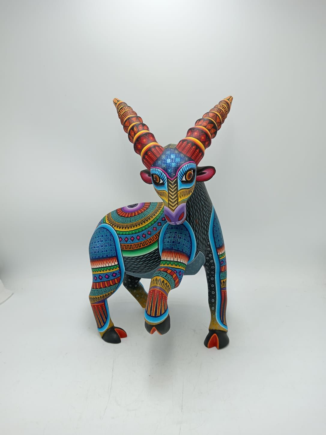 Mexican Oaxacan Wood Carving Goat By Julia Fuentes PP8547