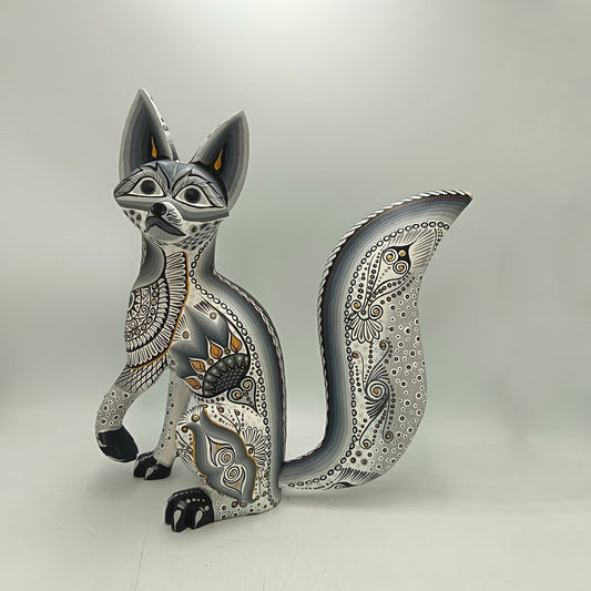 Mexican Folk Art Oaxacan Wood Carving Hand Made, Fox By Luis Sosa PP9034