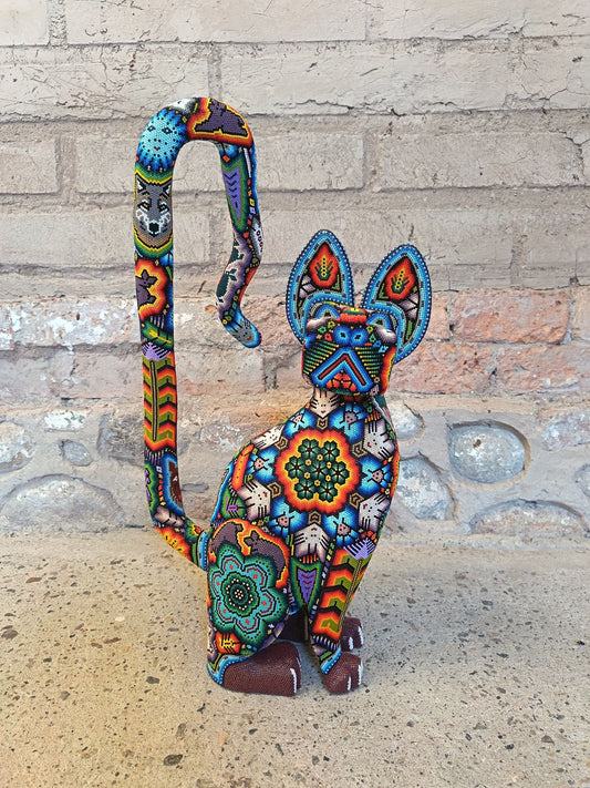 Mexican Huichol Hand Beaded Art, Cat By Isandro Villa Lopez PP9097