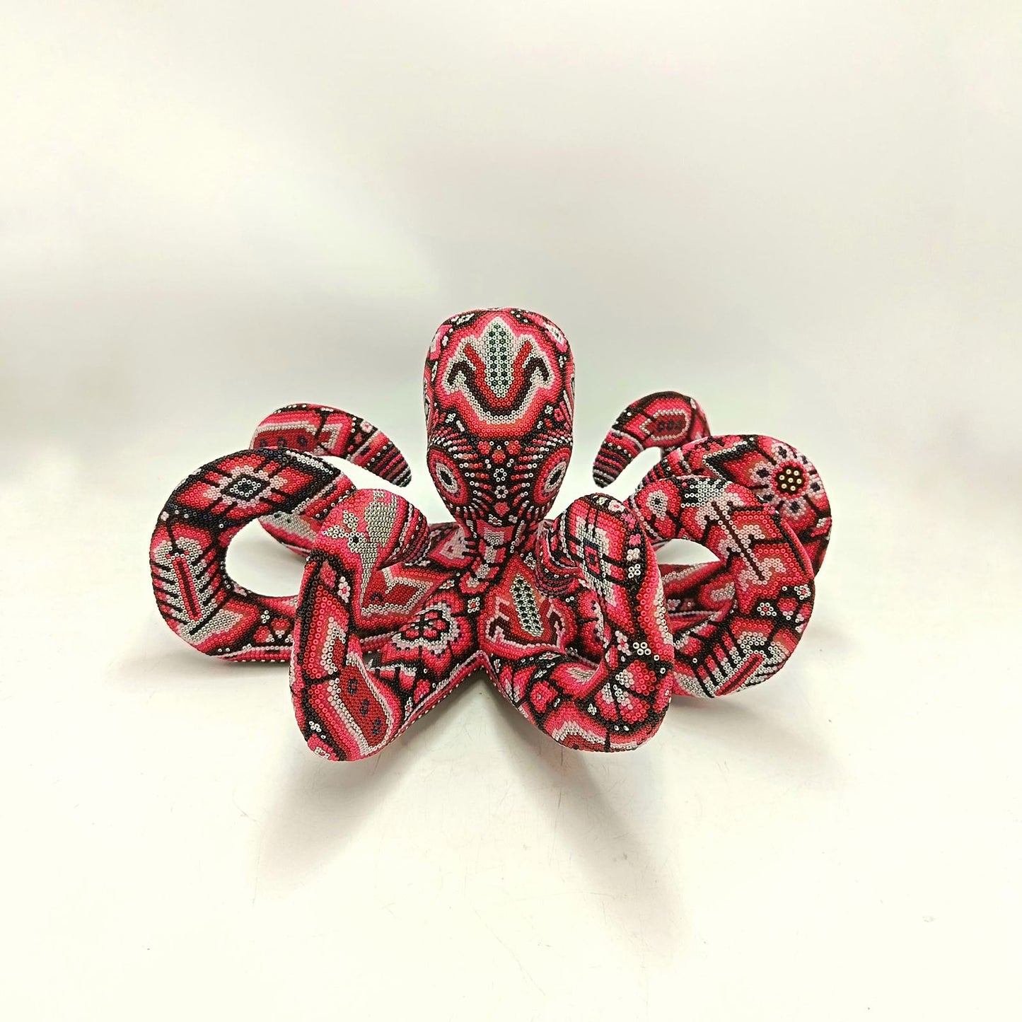 Mexican Huichol Hand Beaded Art, Octopus By Isandro Villa Lopez PP9103