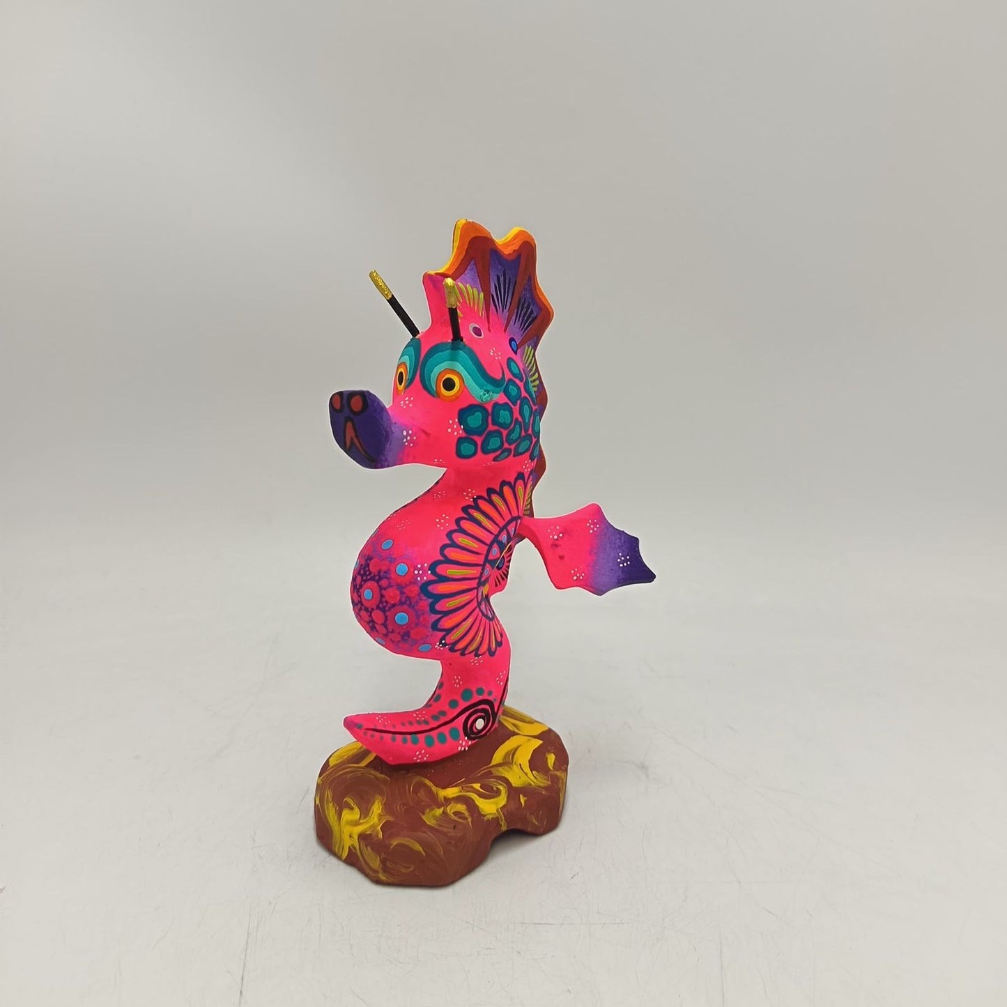 Oaxacan Wood Carving Hand Made Sea Horse By Estudio 2403 PP9130