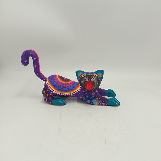 Oaxacan Wood Carving Hand Made Cat By Estudio 2403 PP9136