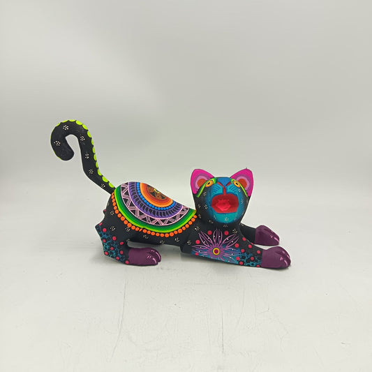 Oaxacan Wood Carving Hand Made Cat By Estudio 2403 PP9138