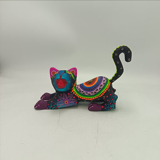 Oaxacan Wood Carving Hand Made Cat By Estudio 2403 PP9143