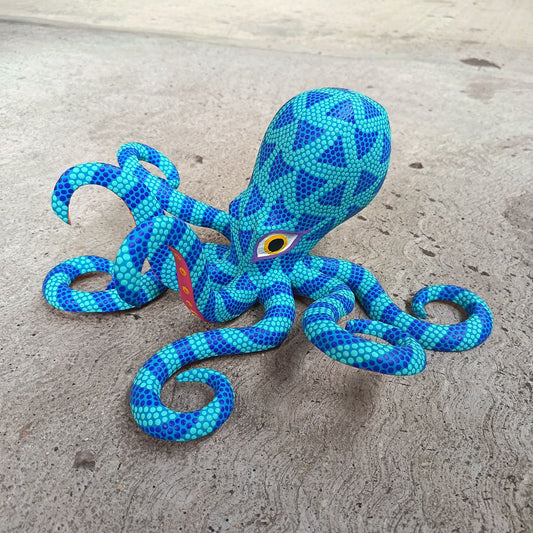 Oaxacan Wood Carving Hand Made, Octopus By Armando Jimenez  PP9150