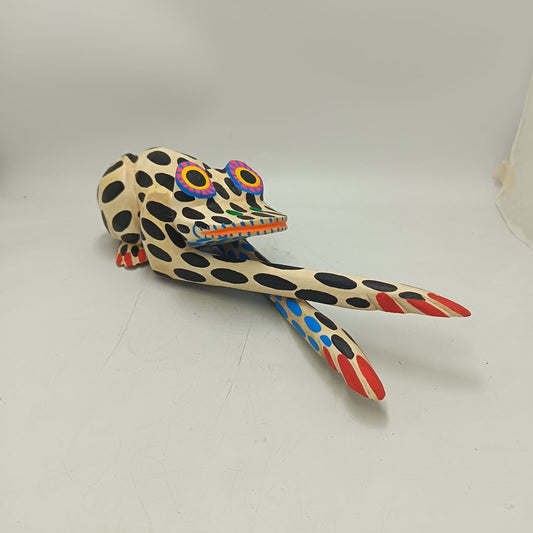 Oaxacan Wood Carving Hand Made, Frog By Armando Jimenez  PP9152