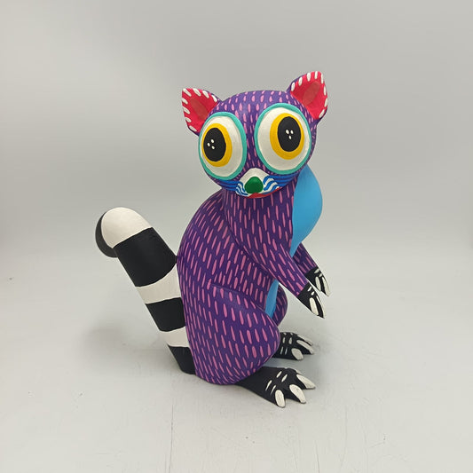 Oaxacan Wood Carving Hand Made, Lemur By Armando Jimenez  PP9154