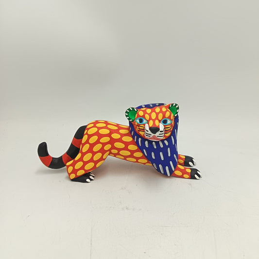 Oaxacan Wood Carving Hand Made, Lion By Armando Jimenez  PP9157