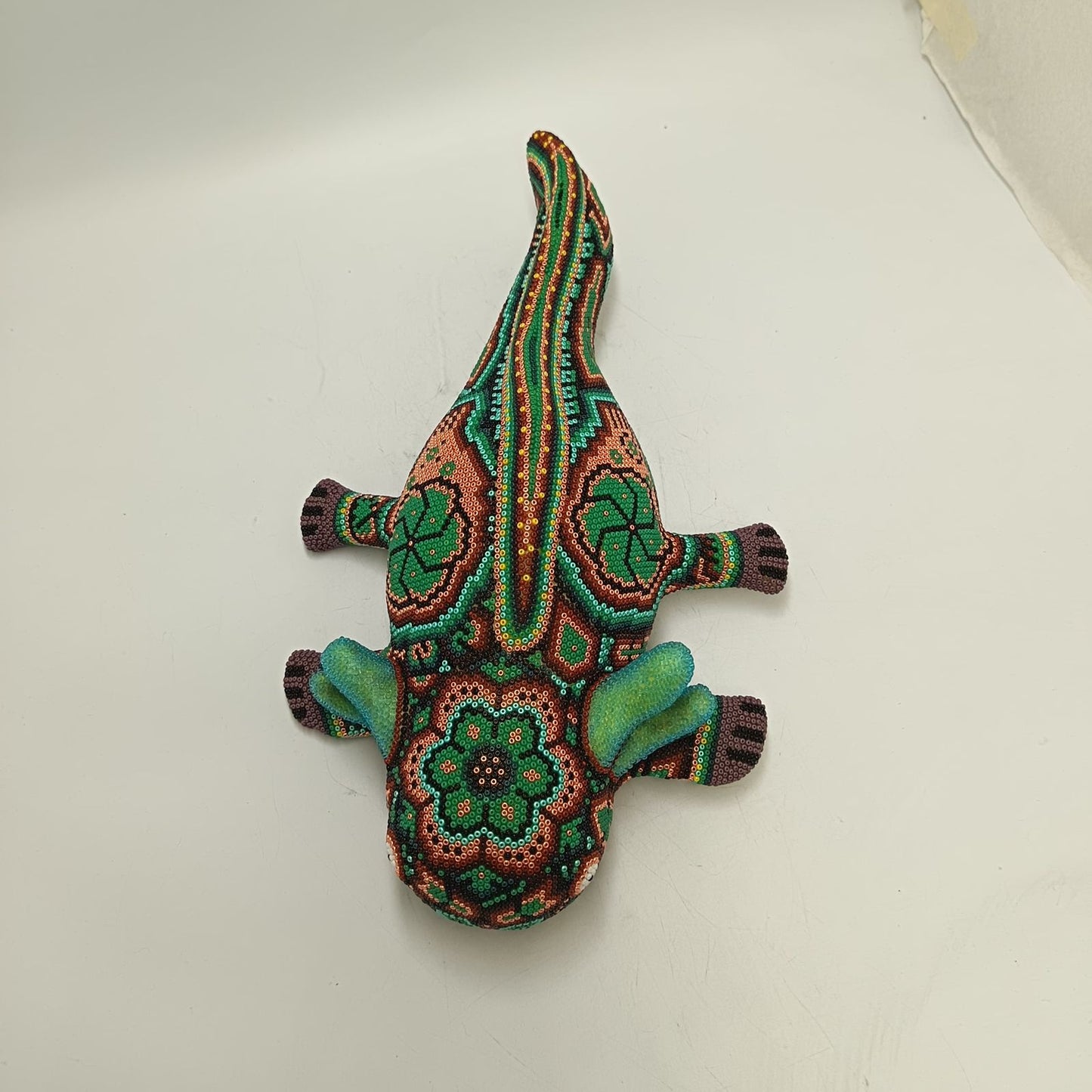 Mexican Huichol Hand Beaded Axolot By Isandro Villa Lopez PP9227