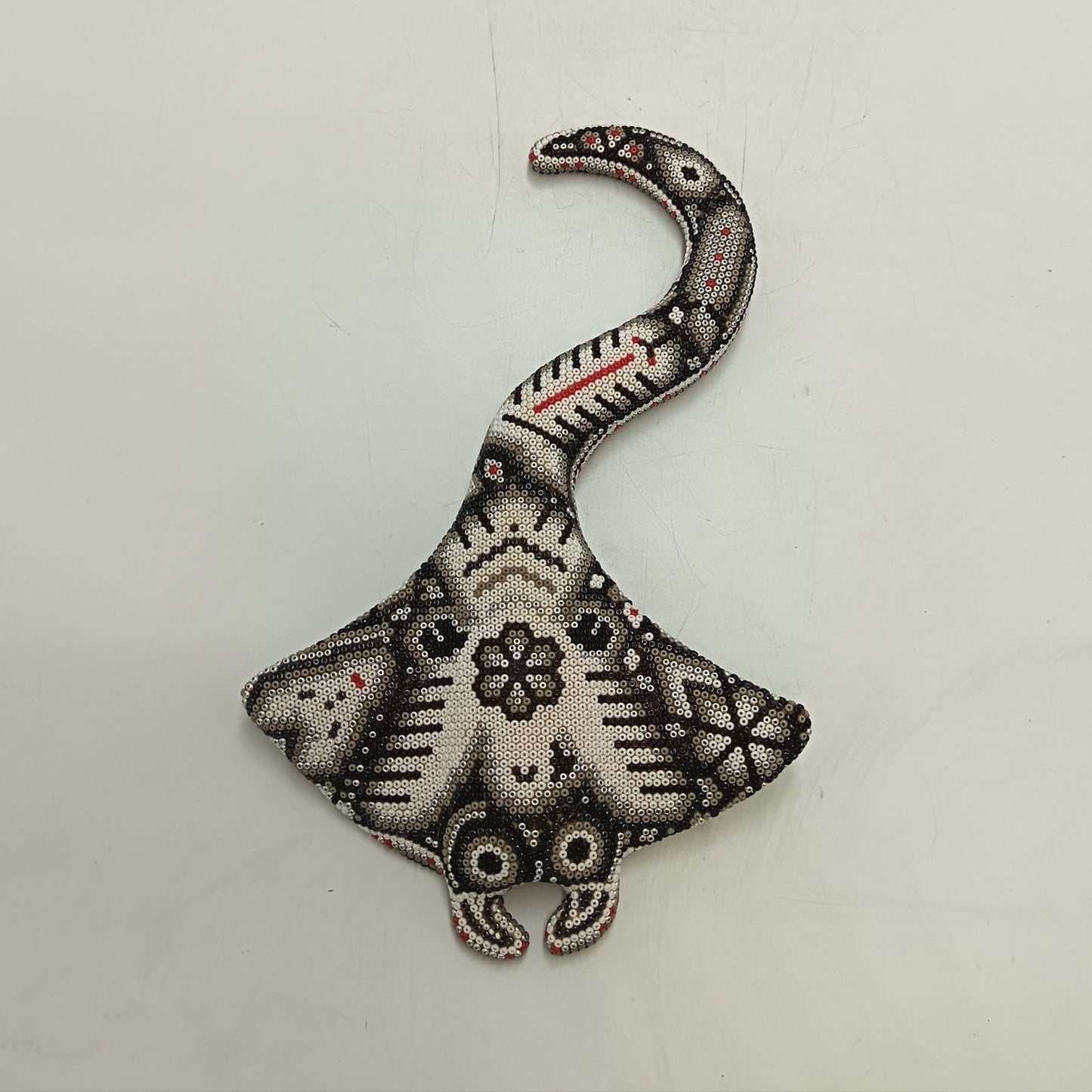 Mexican Huichol Hand Beaded Art, Stingray By Isandro Villa Lopez PP9236