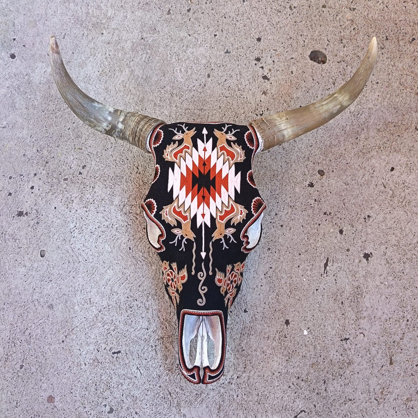 Yarn Painting Huichol Mexican Folk Art, Bull Skull By Samuel Hernandez PP9244