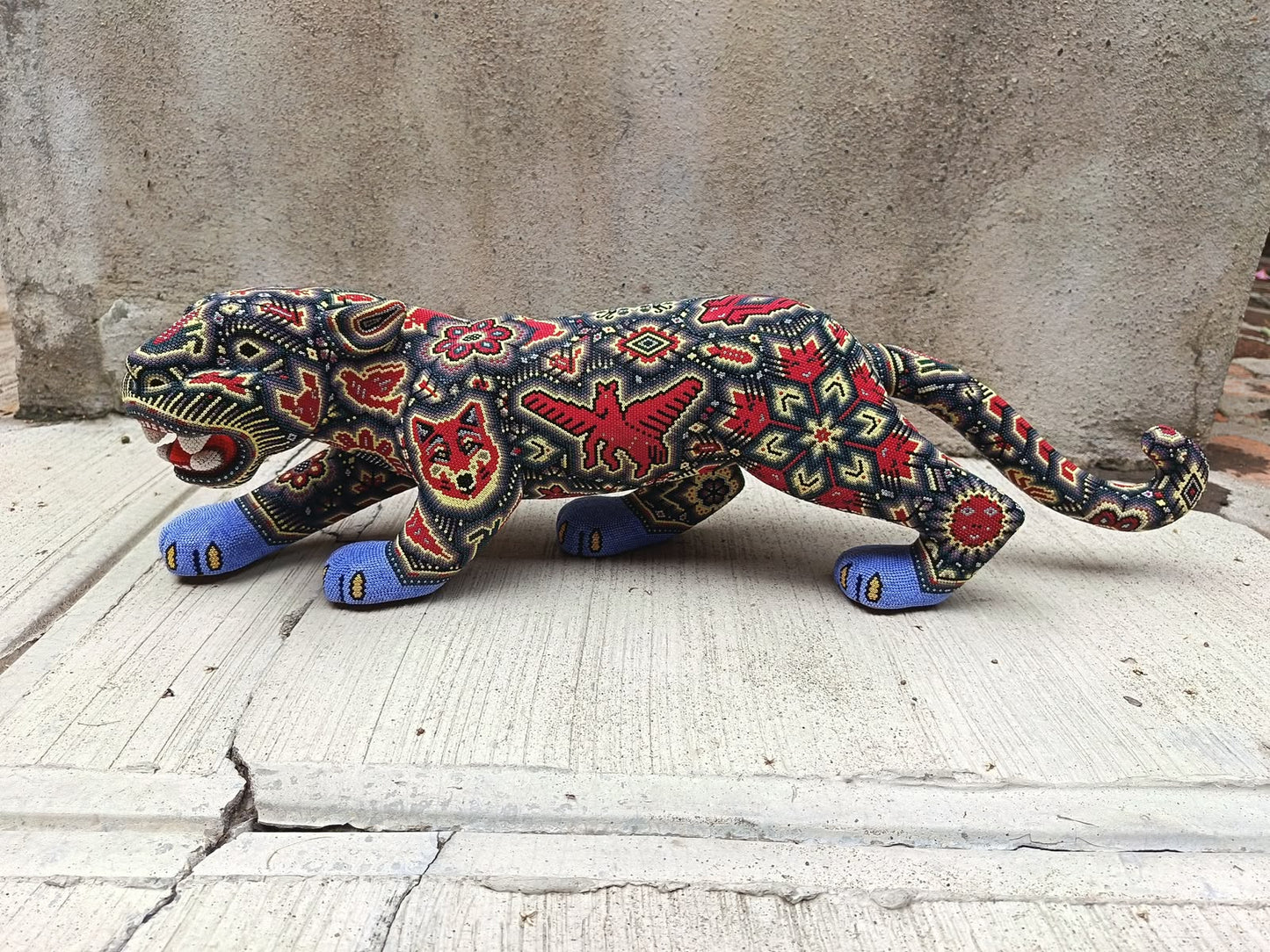 Mexican Huichol Hand Beaded Art, Jaguar By Isandro Villa Lopez PP9396