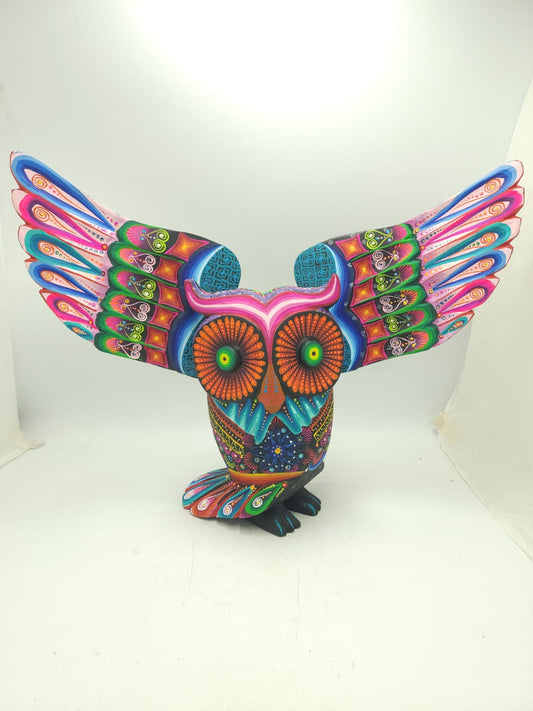Oaxacan Wood Carving Hand Made Owl By Cesar Melchor Ojeda PP9437