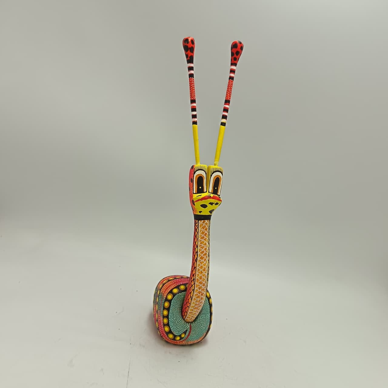 Mexican Oaxacan Wood Carving Snail By David Blas PP9461