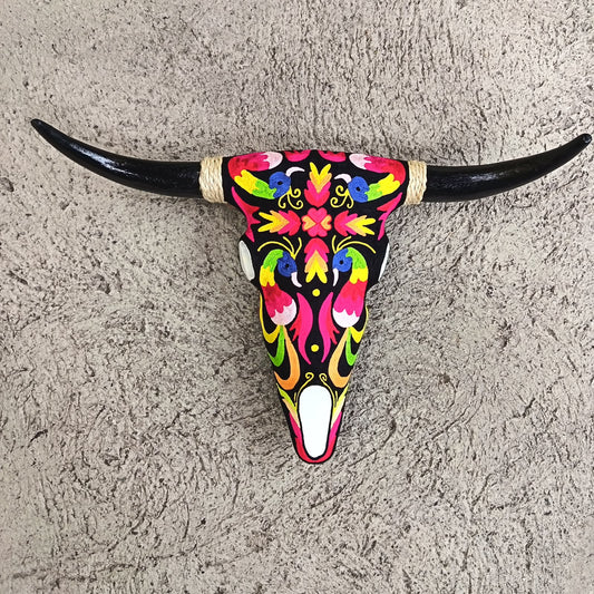 Mexican Folk Art Huichol Yarn Painting on Bull Skull By Alfredo Meraz Reyna PP9496