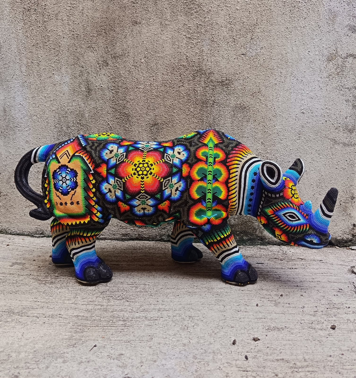 Mexican Folk Art Huichol Beaded Rhinoceros By Santos Bautista PP9527