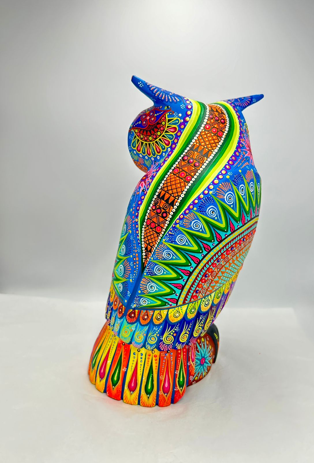 Oaxacan Wood Carving Hand Made Owl By Cesar Melchor PP7186