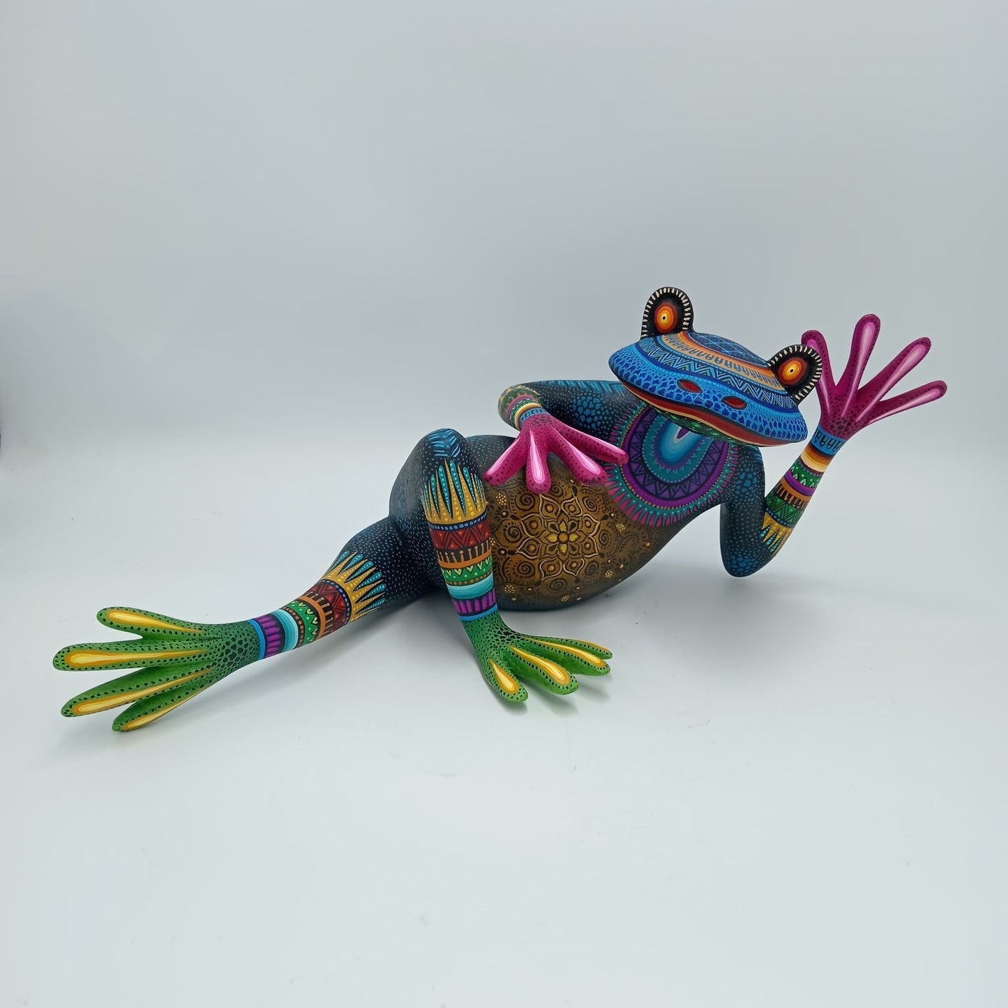 Mexican Oaxacan Wood Carving Yoga Frog By Julia Fuentes PP7220