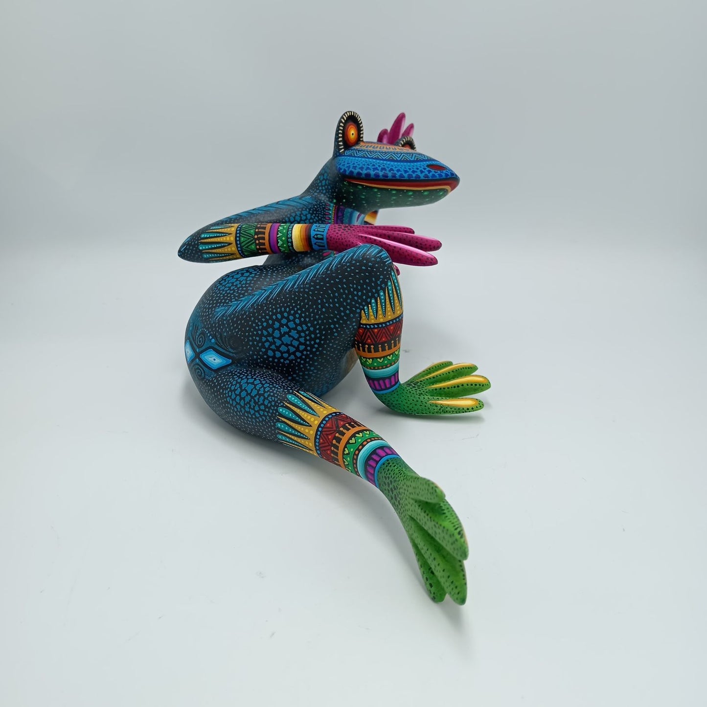 Mexican Oaxacan Wood Carving Yoga Frog By Julia Fuentes PP7220