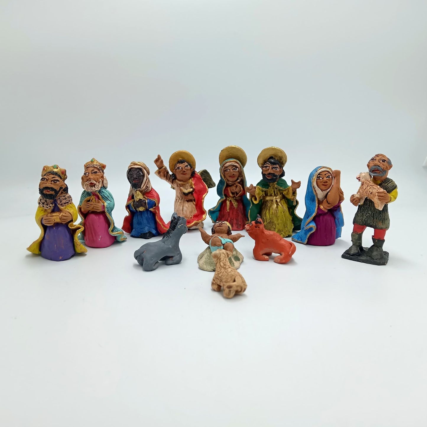 Extraordinary Hand made Painted Nativity Set By Demetrio Aguilar PP7501