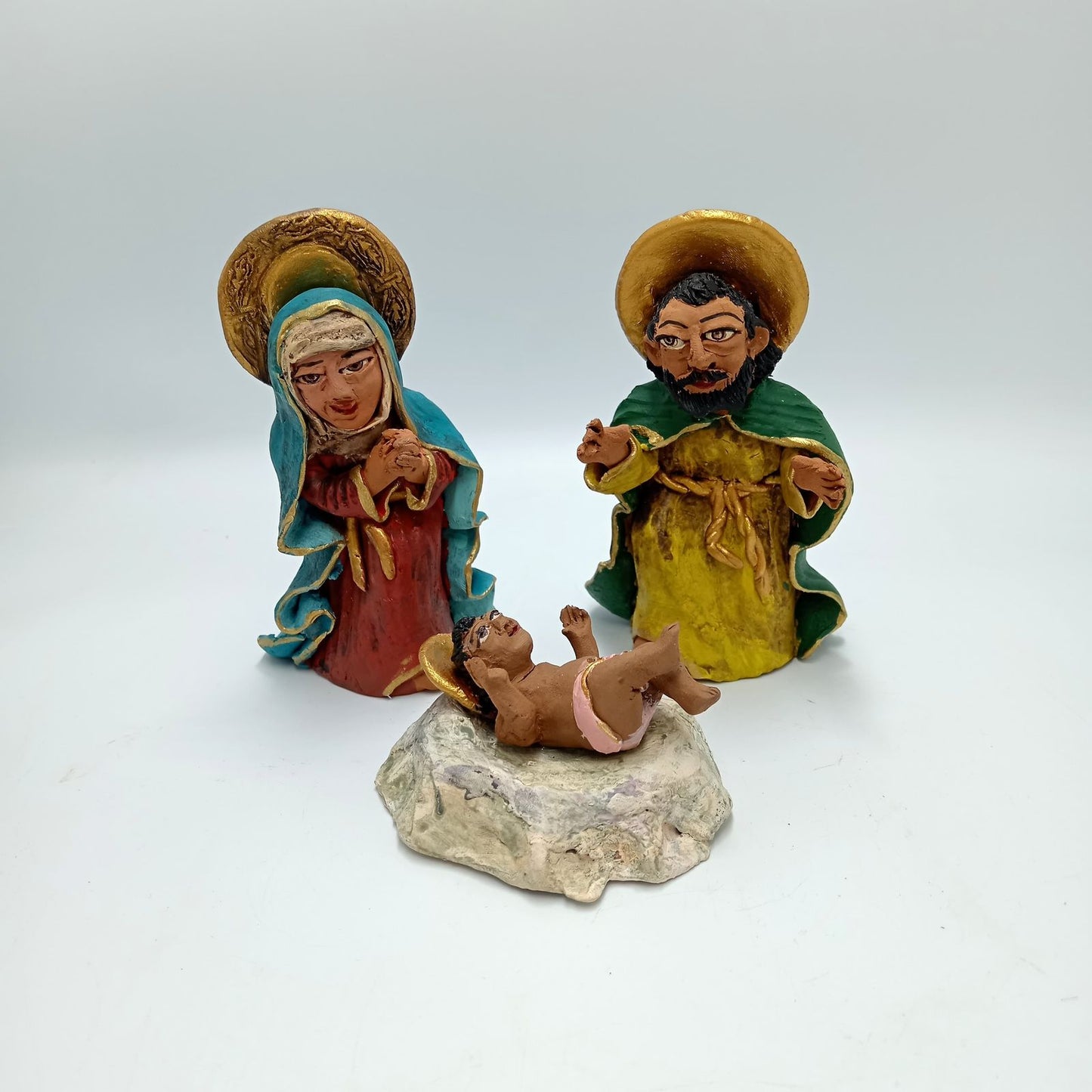 Extraordinary Hand made Painted Nativity Set By Demetrio Aguilar PP7504