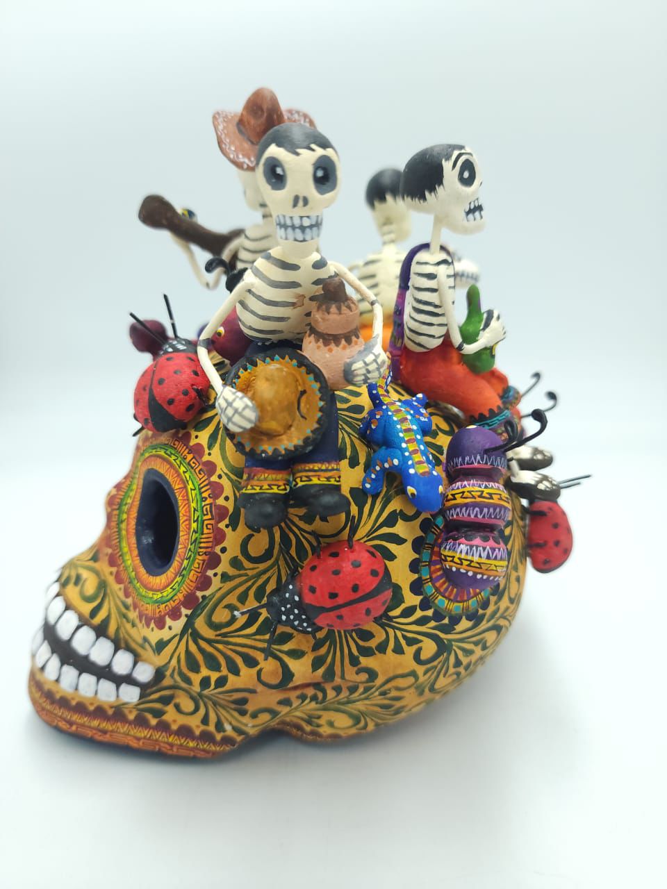 Extraordinary  Day Of the Dead  Ceramics Skeleton Human Lunch Time Skull By Castillo PP7575