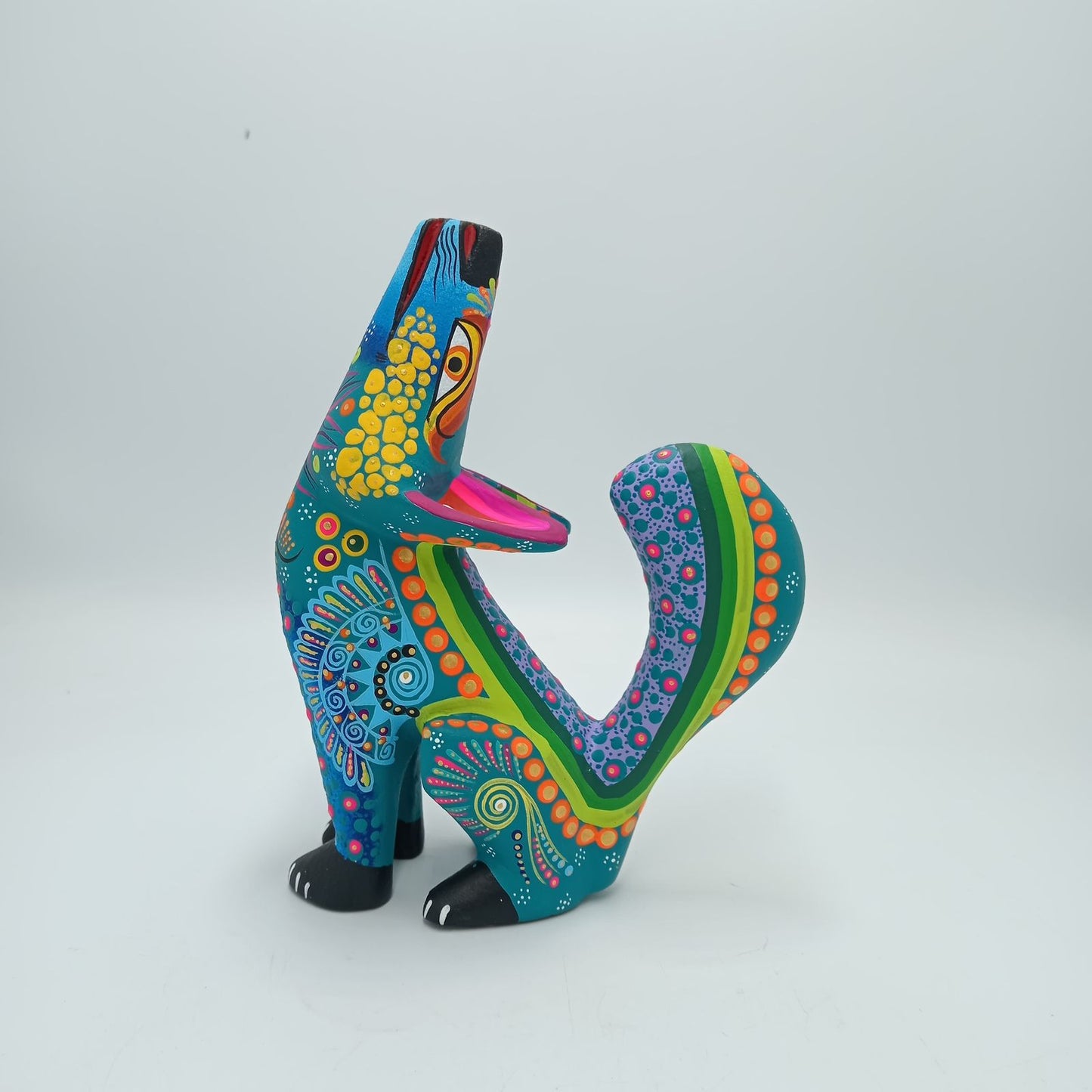 Oaxacan Wood Carving Mexican Folk Art Hand Made, Coyote By César Melchor Ojeda PP7593