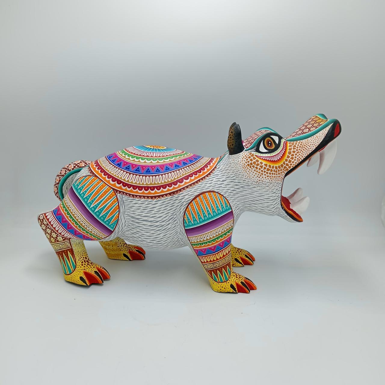 Mexican Oaxacan Wood Carving Hippopotamus By Julia Fuentes PP7622