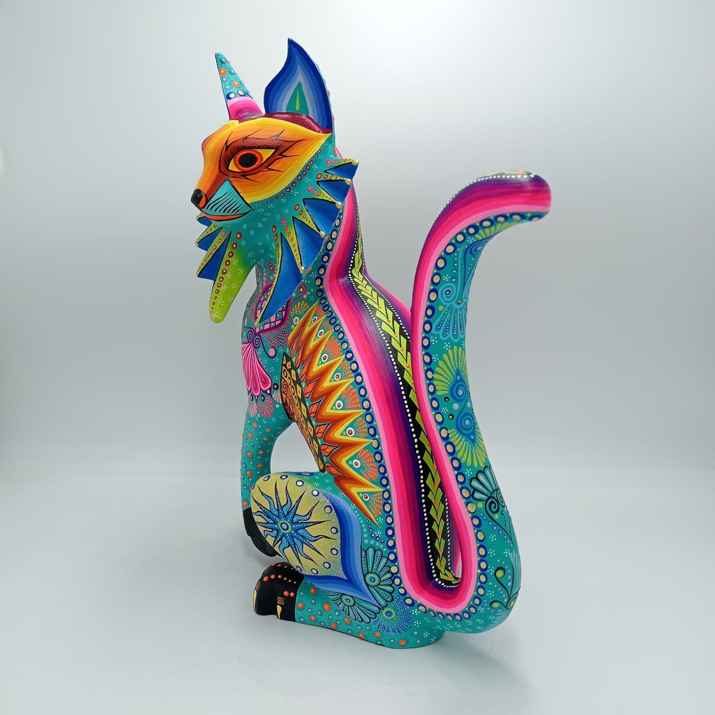 Mexican Folk Art Oaxacan Wood Carving Alebrije Hand Made, Lynx By Luis Sosa PP7607